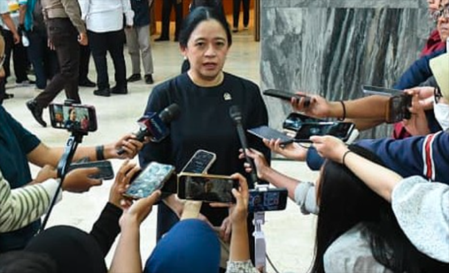 Ketua DPR RI Puan Maharani saat doorstop dengan wartawan di Gedung DPR RI, Kompleks Parlemen, Senayan, Jakarta, Senin (22/9/2025)/Foto : dok DPR/ Jaka/Andri